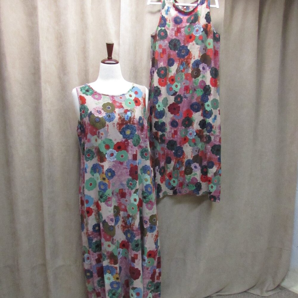 Matching Retro Floral Cotton Dresses XL and Med - Mom - Daughter?